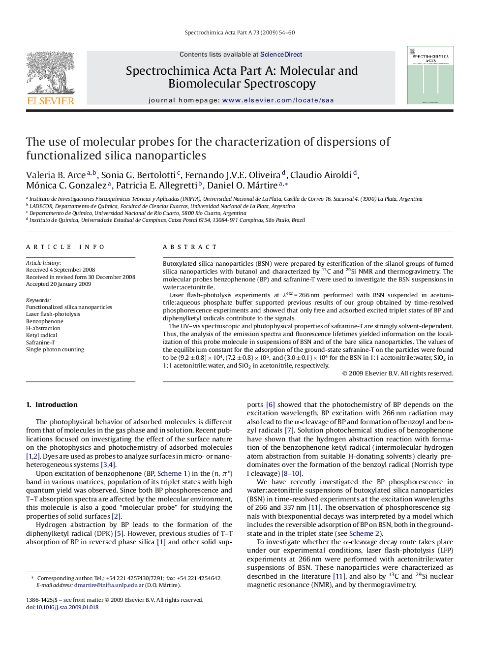 The use of molecular probes for the characterization of dispersions of functionalized silica nanoparticles