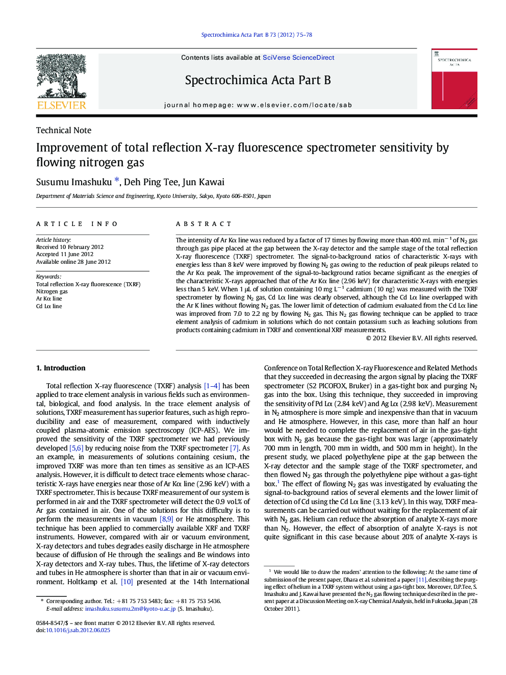 Improvement of total reflection X-ray fluorescence spectrometer sensitivity by flowing nitrogen gas