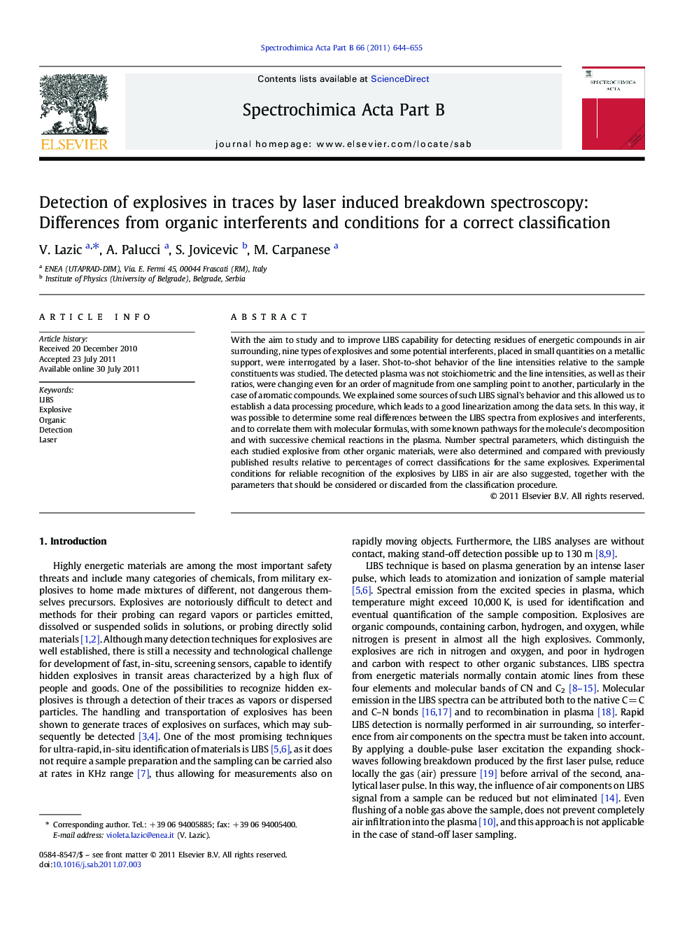 Detection of explosives in traces by laser induced breakdown spectroscopy: Differences from organic interferents and conditions for a correct classification