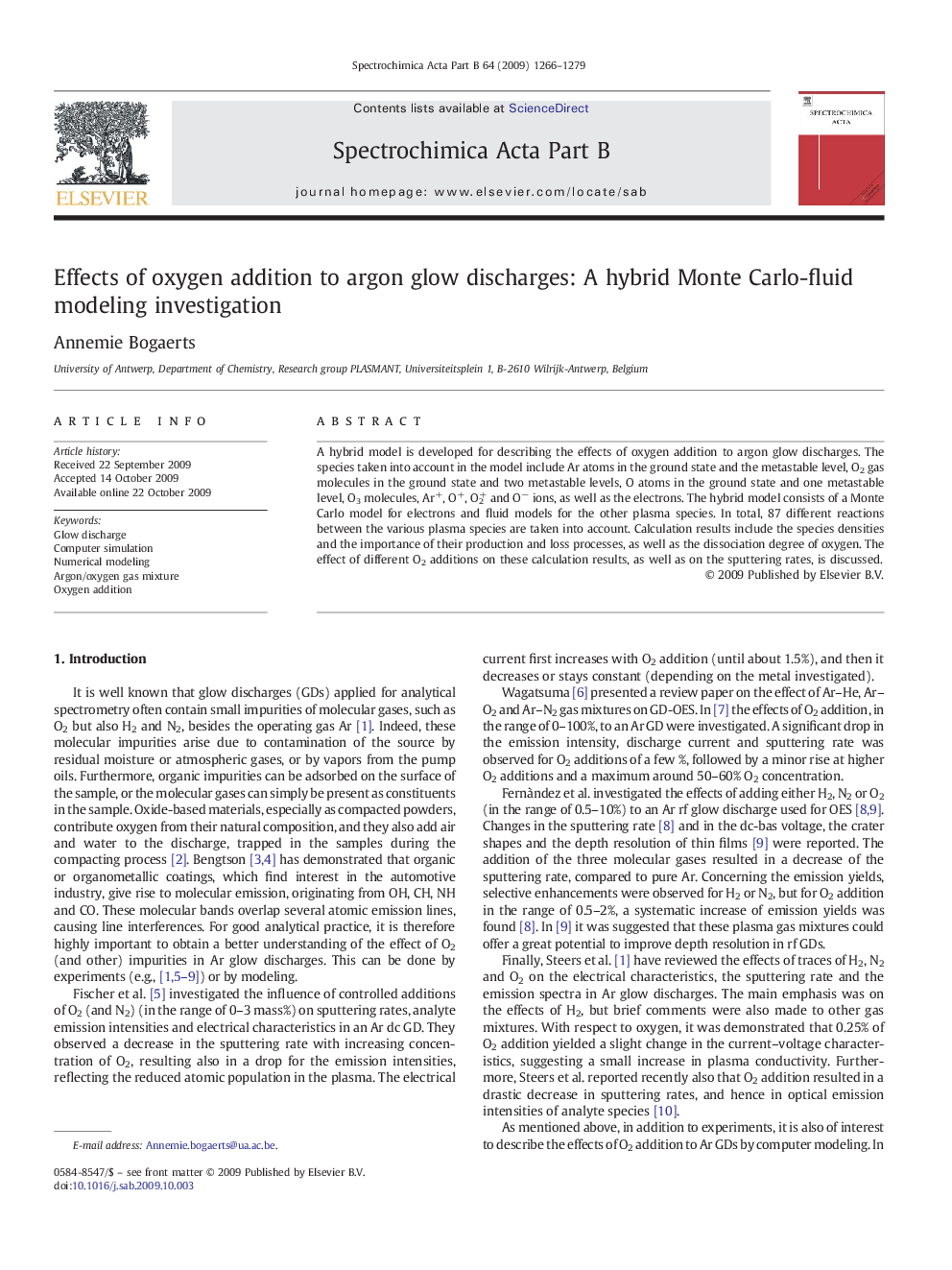 Effects of oxygen addition to argon glow discharges: A hybrid Monte Carlo-fluid modeling investigation