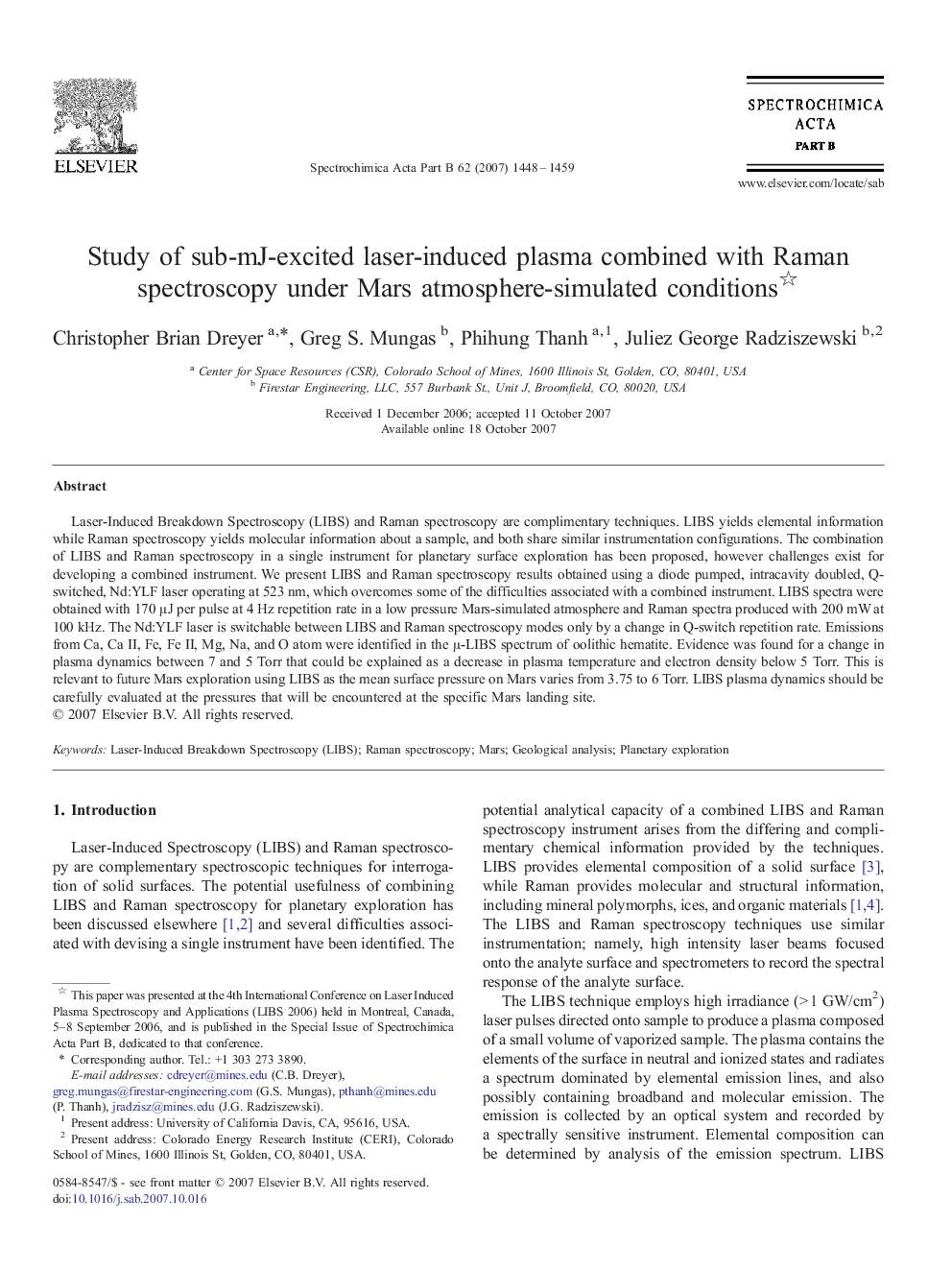 Study of sub-mJ-excited laser-induced plasma combined with Raman spectroscopy under Mars atmosphere-simulated conditions 