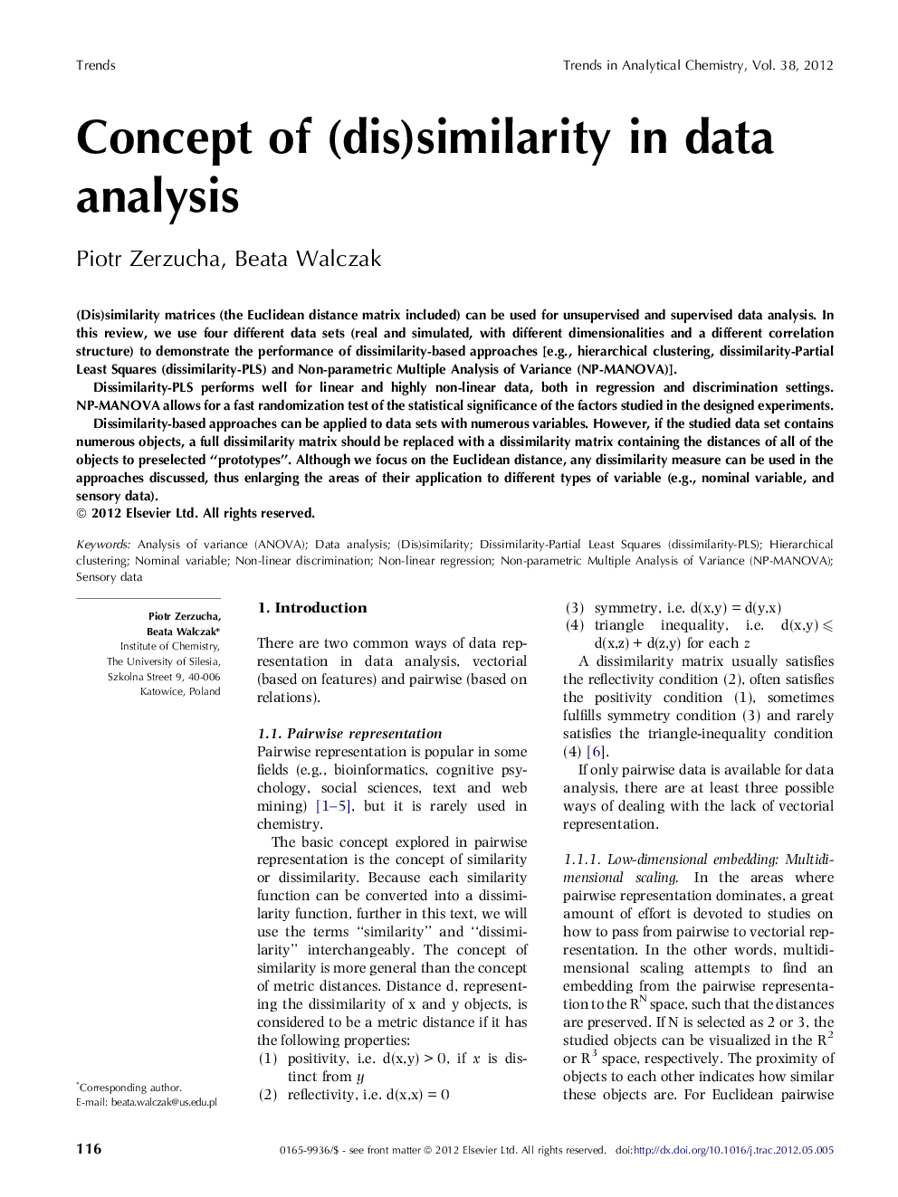 Concept of (dis)similarity in data analysis