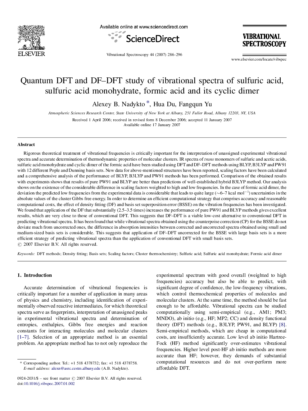 Quantum DFT and DF-DFT study of vibrational spectra of sulfuric acid, sulfuric acid monohydrate, formic acid and its cyclic dimer