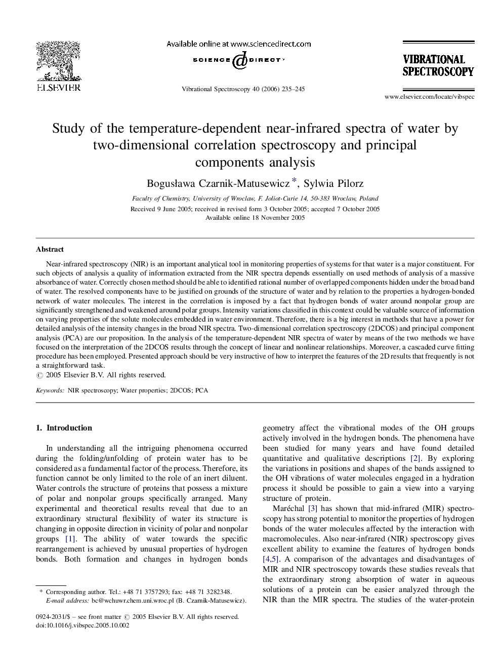 Study of the temperature-dependent near-infrared spectra of water by two-dimensional correlation spectroscopy and principal components analysis