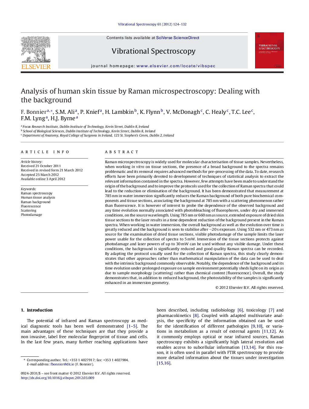 Analysis of human skin tissue by Raman microspectroscopy: Dealing with the background