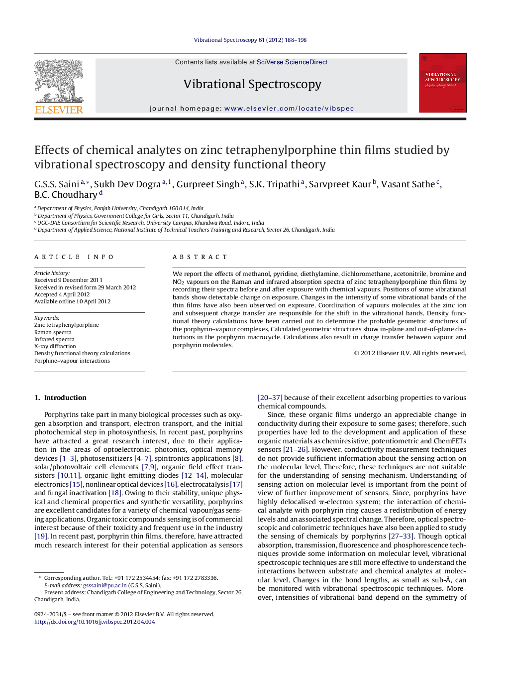 Effects of chemical analytes on zinc tetraphenylporphine thin films studied by vibrational spectroscopy and density functional theory