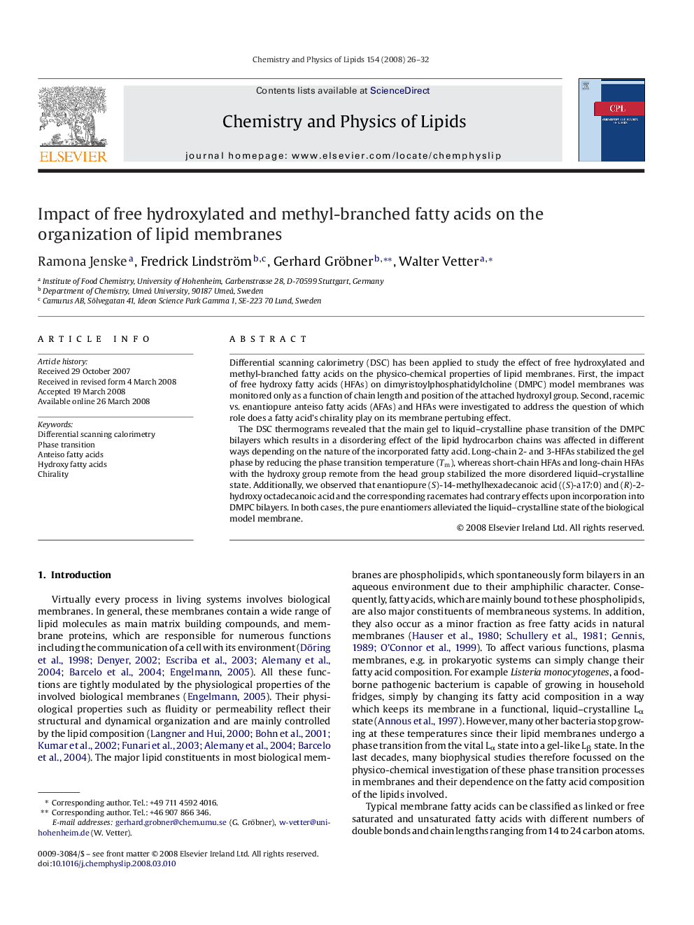 Impact of free hydroxylated and methyl-branched fatty acids on the organization of lipid membranes