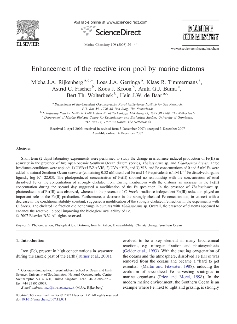 Enhancement of the reactive iron pool by marine diatoms