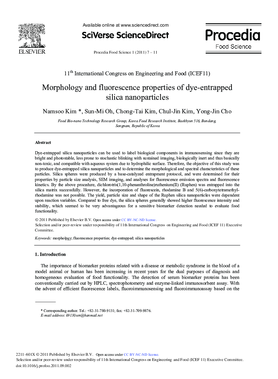 Morphology and fluorescence properties of dye-entrapped silica nanoparticles