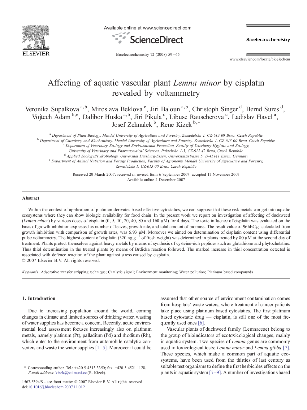 Affecting of aquatic vascular plant Lemna minor by cisplatin revealed by voltammetry