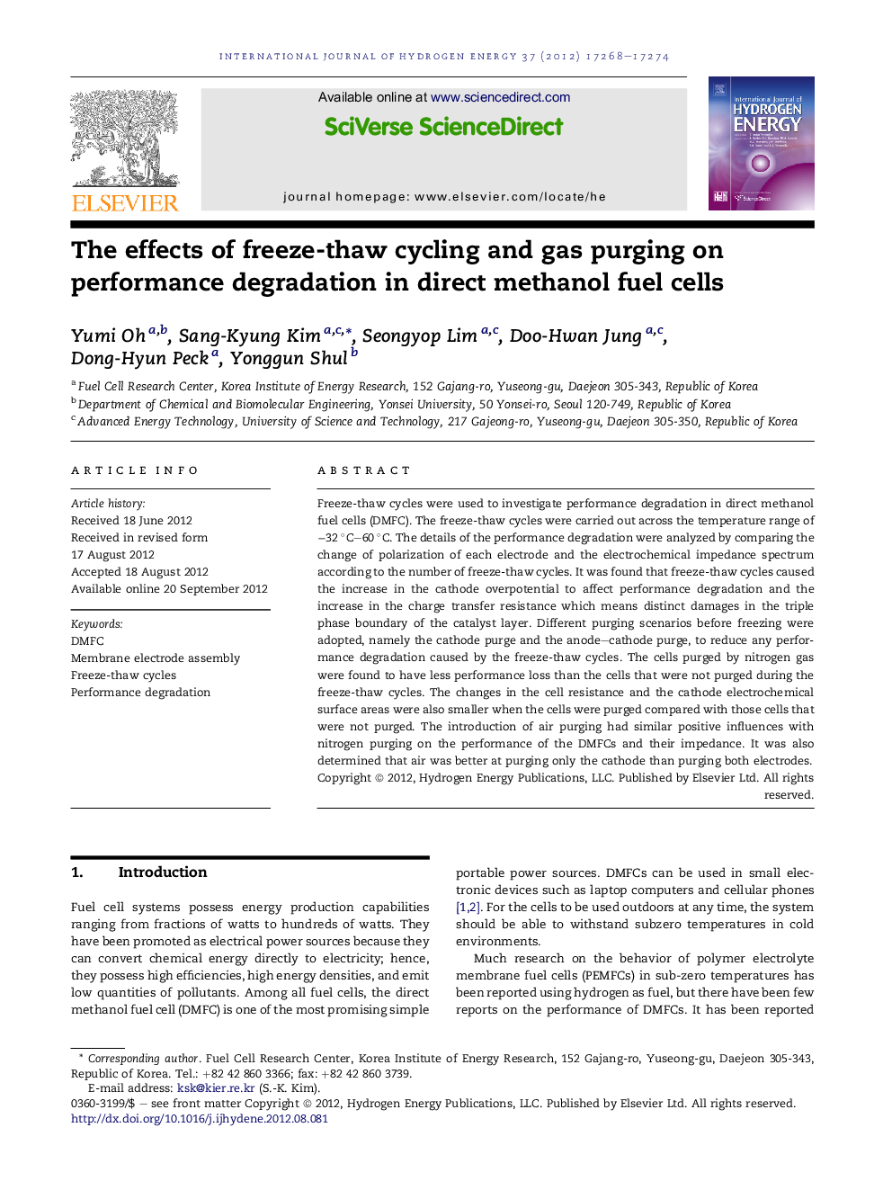 The effects of freeze-thaw cycling and gas purging on performance degradation in direct methanol fuel cells