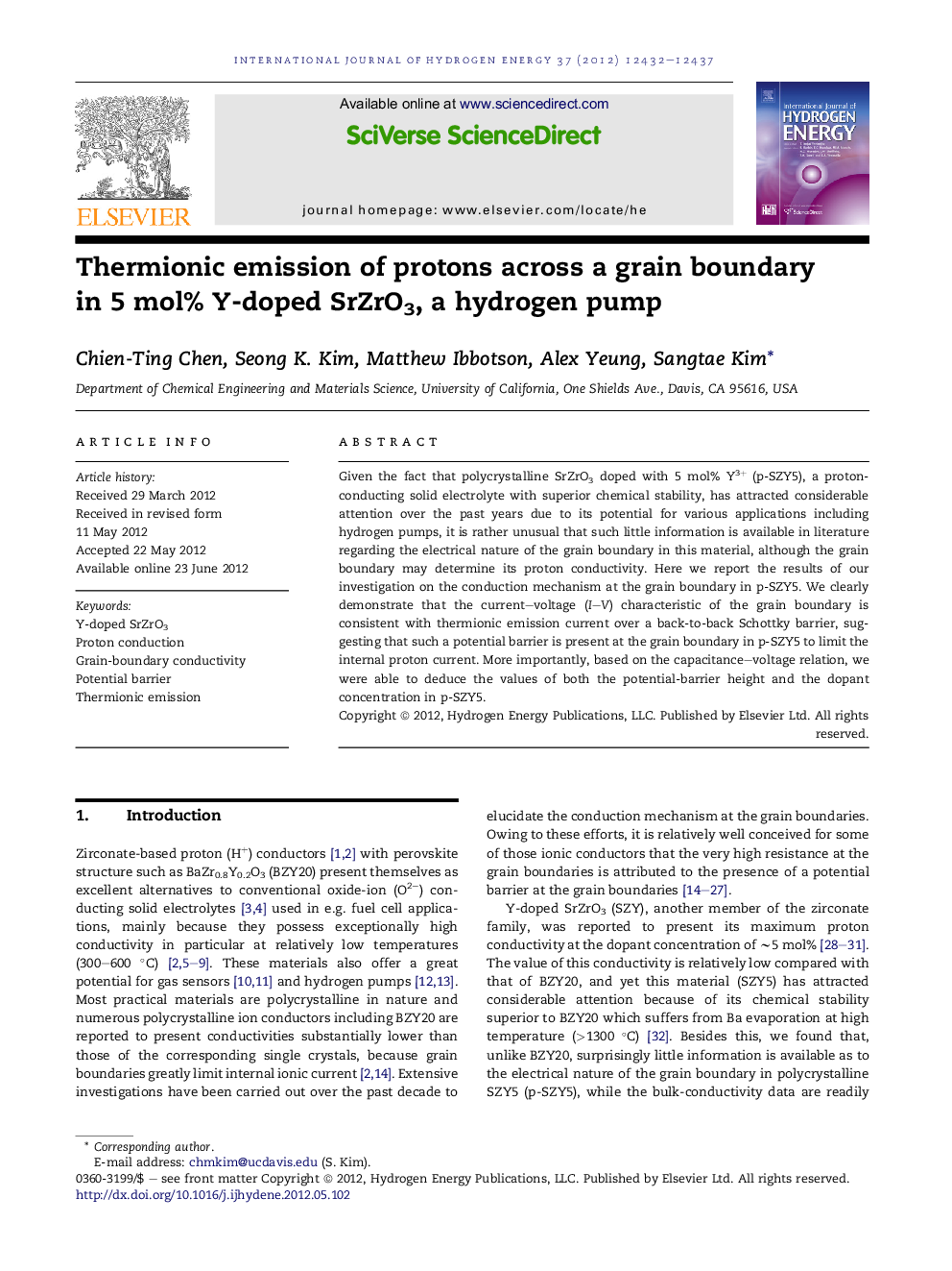 Thermionic emission of protons across a grain boundary in 5 mol% Y-doped SrZrO3, a hydrogen pump