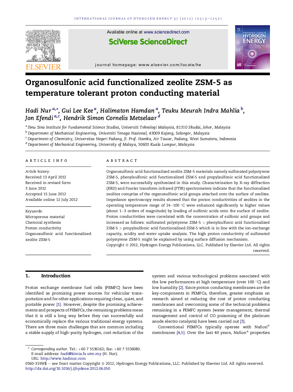 Organosulfonic acid functionalized zeolite ZSM-5 as temperature tolerant proton conducting material