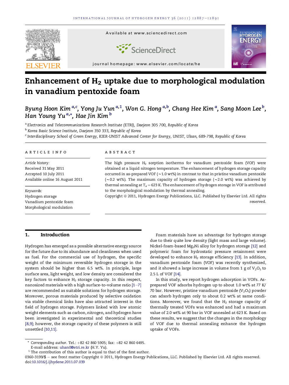 Enhancement of H2 uptake due to morphological modulation in vanadium pentoxide foam