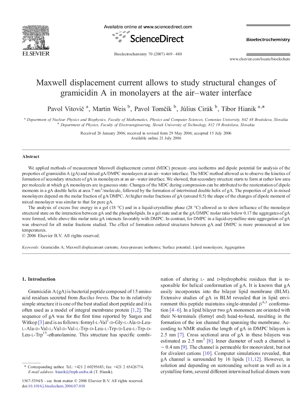 Maxwell displacement current allows to study structural changes of gramicidin A in monolayers at the air–water interface