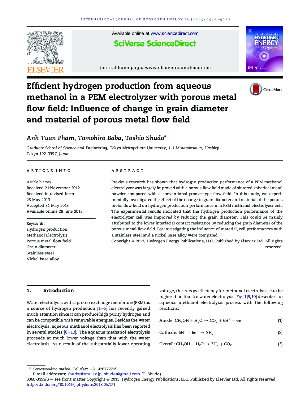 Efficient hydrogen production from aqueous methanol in a PEM electrolyzer with porous metal flow field: Influence of change in grain diameter and material of porous metal flow field