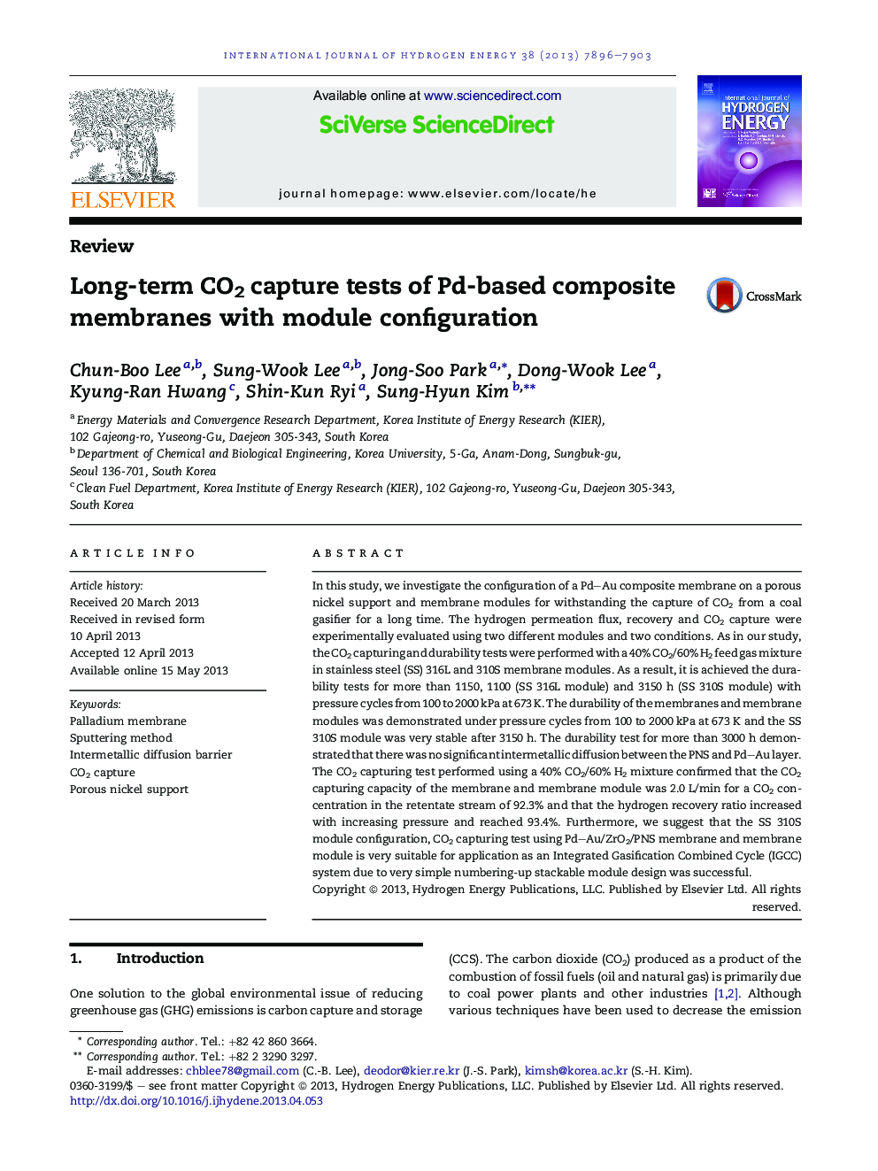 Long-term CO2 capture tests of Pd-based composite membranes with module configuration