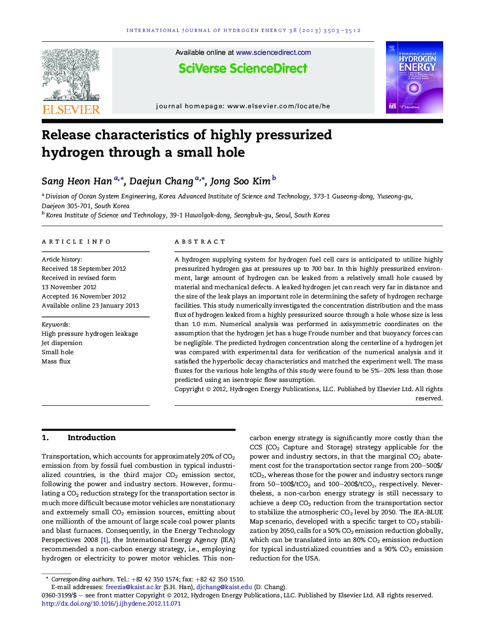 Release characteristics of highly pressurized hydrogen through a small hole