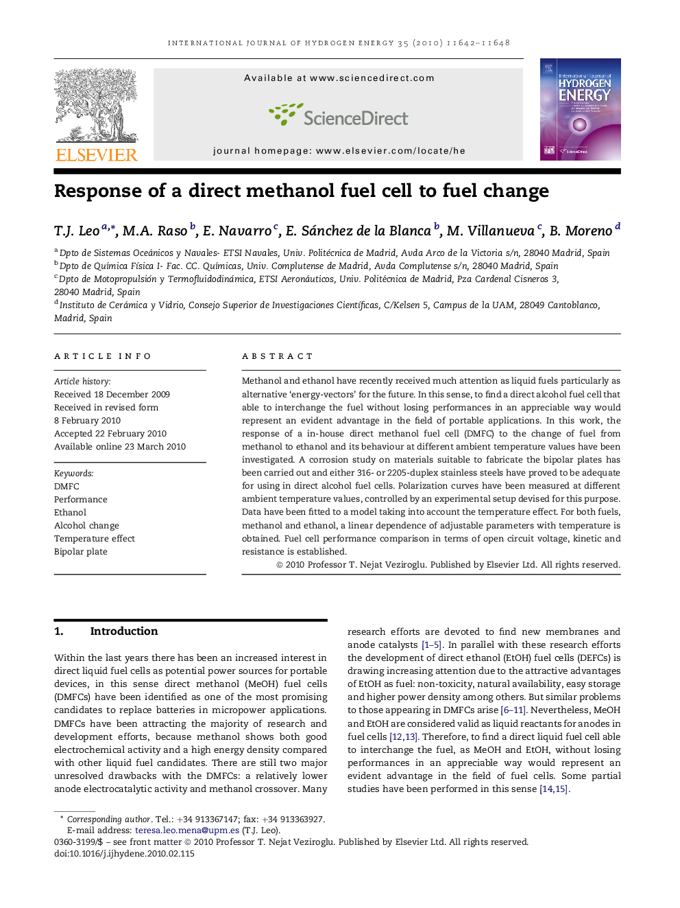 Response of a direct methanol fuel cell to fuel change