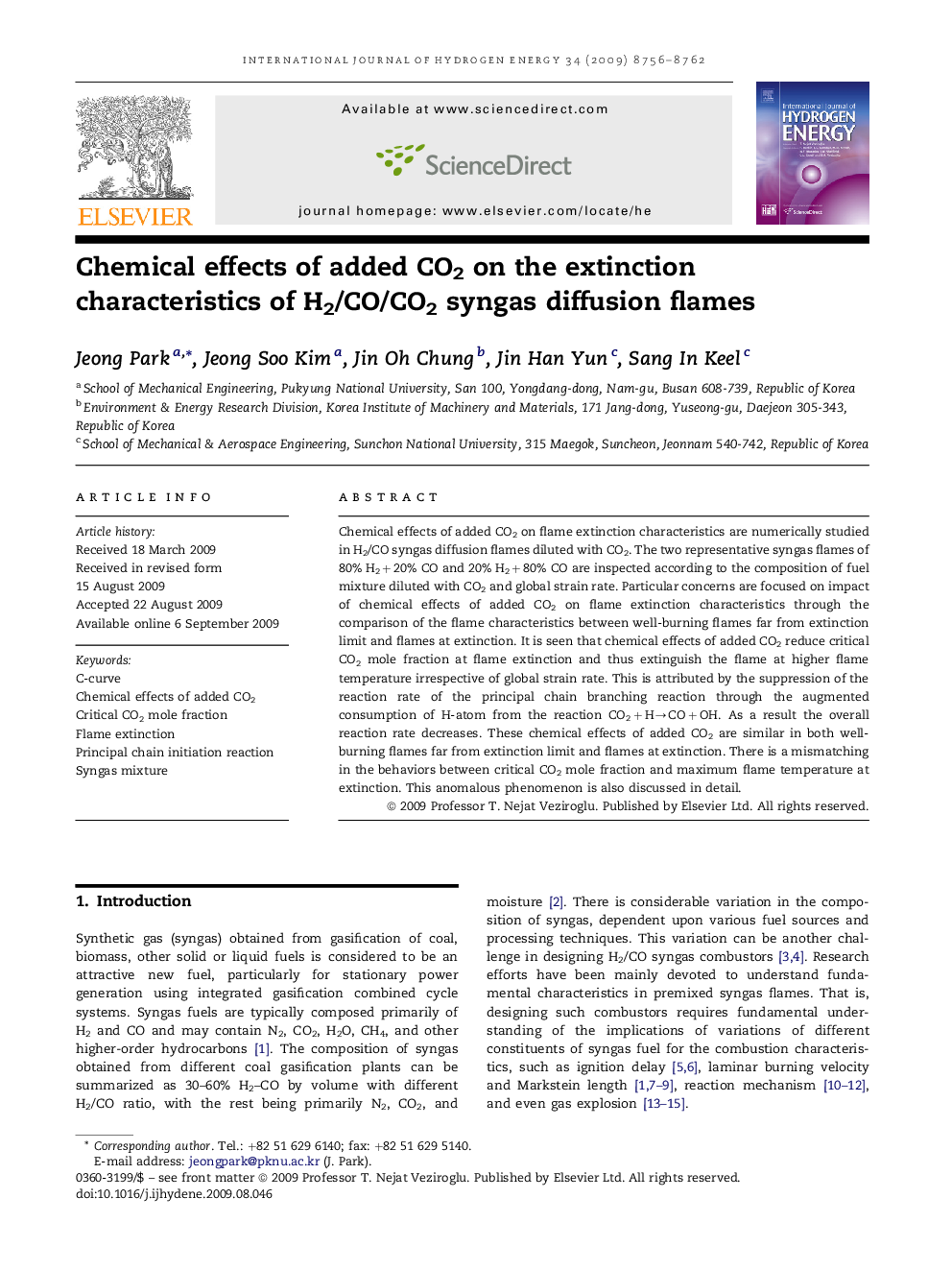 Chemical effects of added CO2 on the extinction characteristics of H2/CO/CO2 syngas diffusion flames