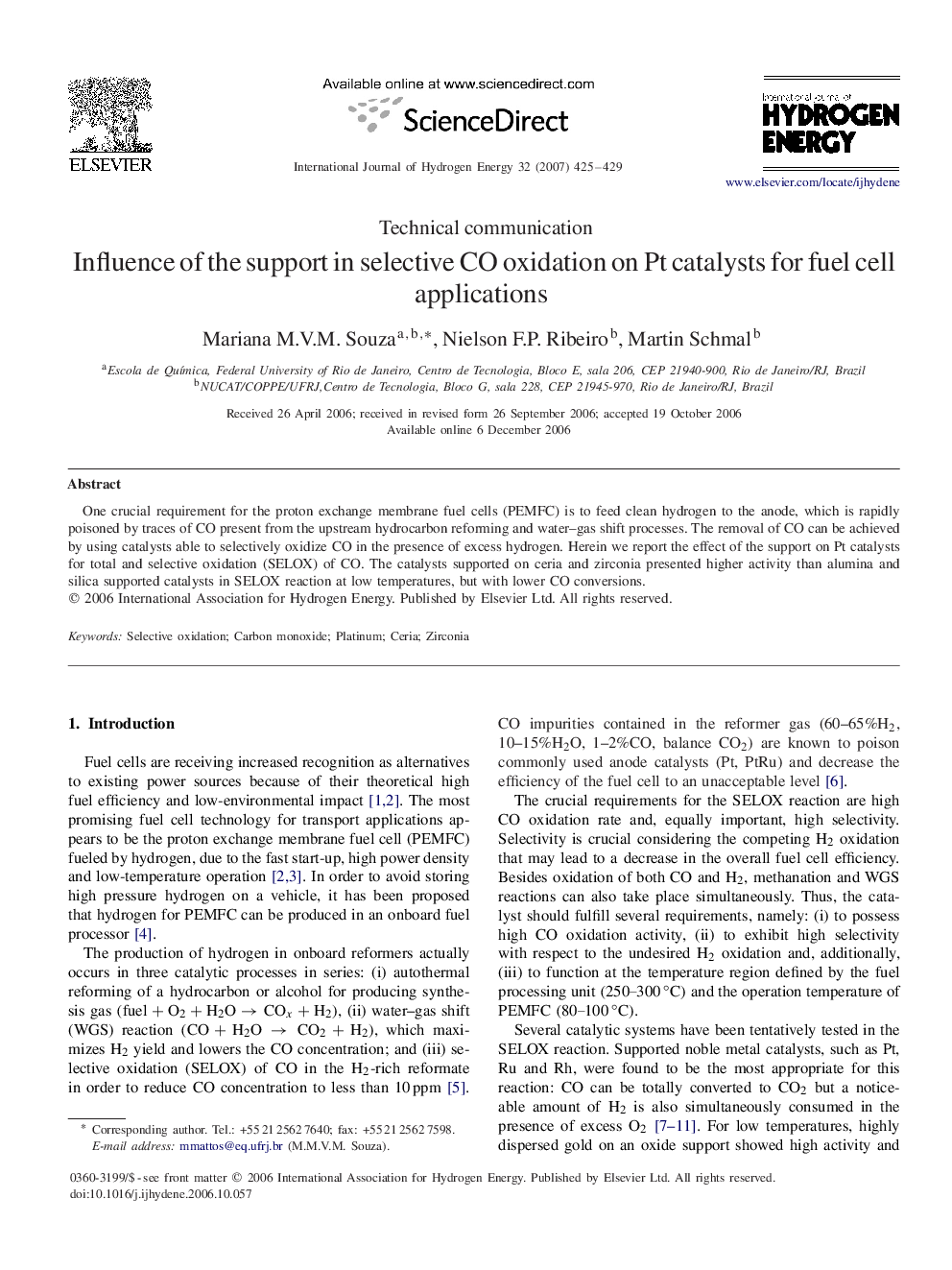 Influence of the support in selective CO oxidation on Pt catalysts for fuel cell applications