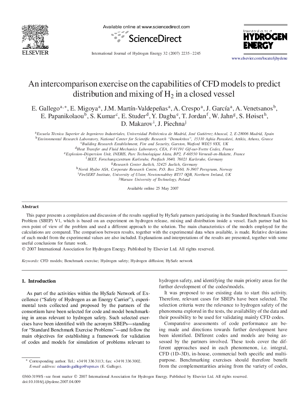 An intercomparison exercise on the capabilities of CFD models to predict distribution and mixing of H2H2 in a closed vessel