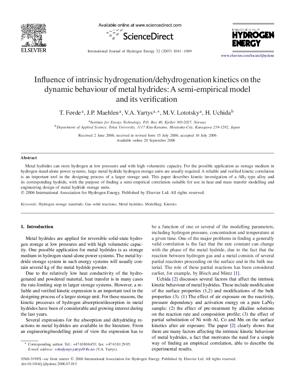 Influence of intrinsic hydrogenation/dehydrogenation kinetics on the dynamic behaviour of metal hydrides: A semi-empirical model and its verification