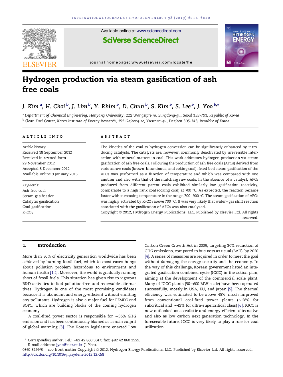 Hydrogen production via steam gasification of ash free coals