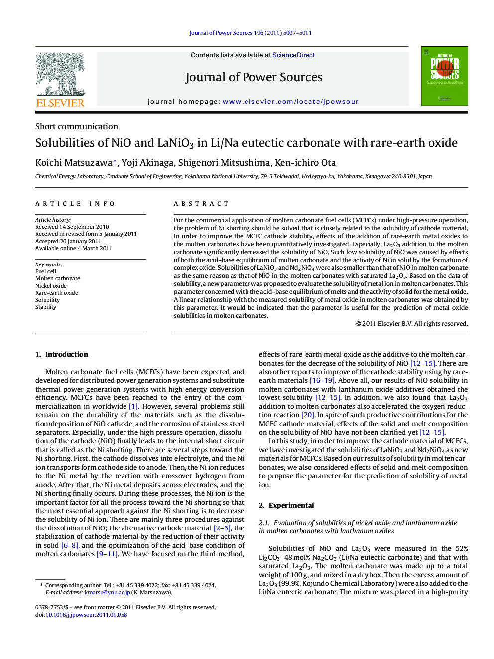 Solubilities of NiO and LaNiO3 in Li/Na eutectic carbonate with rare-earth oxide