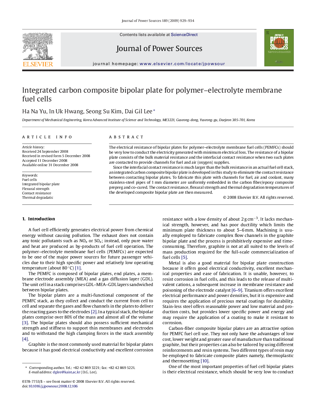 Integrated carbon composite bipolar plate for polymer–electrolyte membrane fuel cells