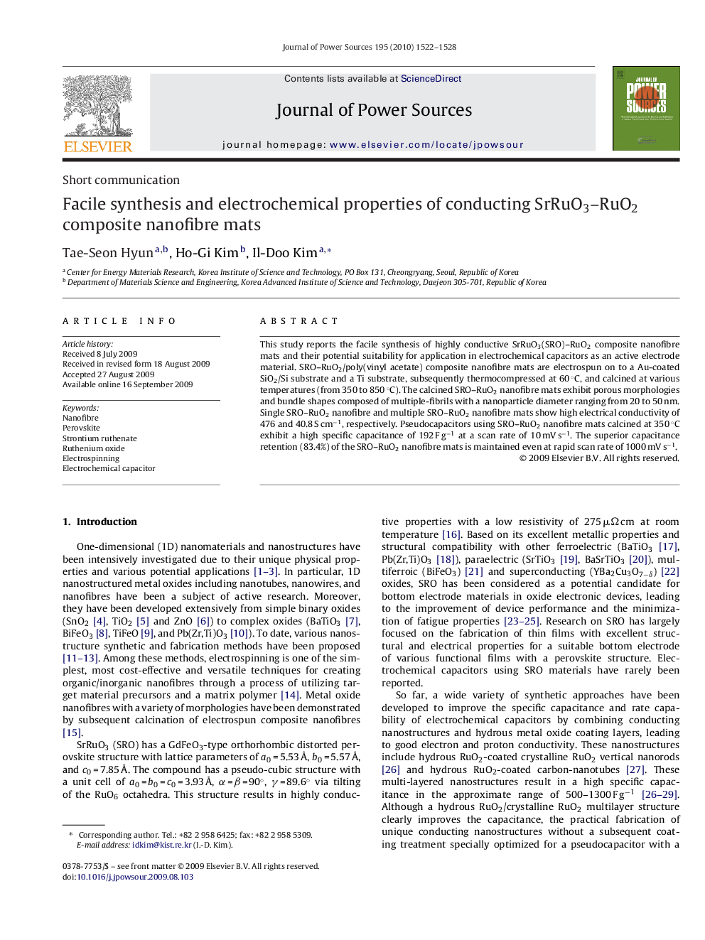 Facile synthesis and electrochemical properties of conducting SrRuO3–RuO2 composite nanofibre mats