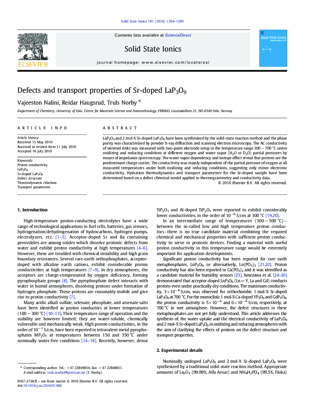 Defects and transport properties of Sr-doped LaP3O9