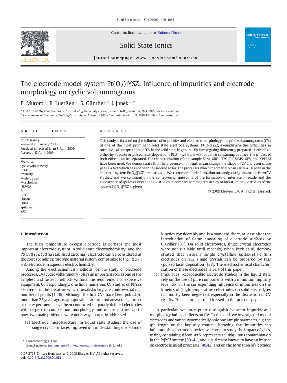 The electrode model system Pt(O2)|YSZ: Influence of impurities and electrode morphology on cyclic voltammograms