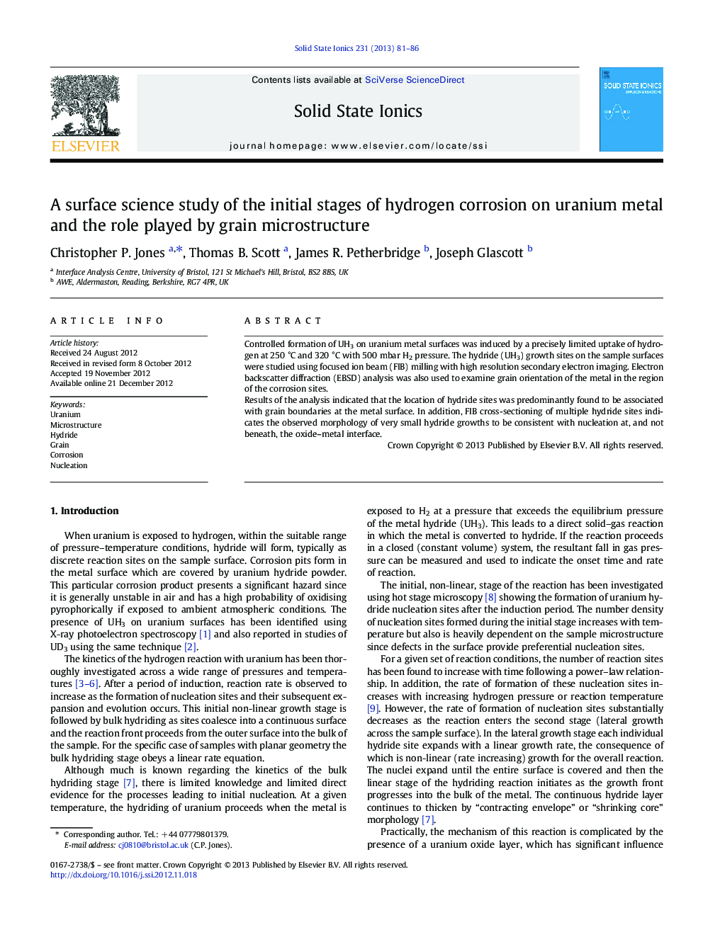 A surface science study of the initial stages of hydrogen corrosion on uranium metal and the role played by grain microstructure