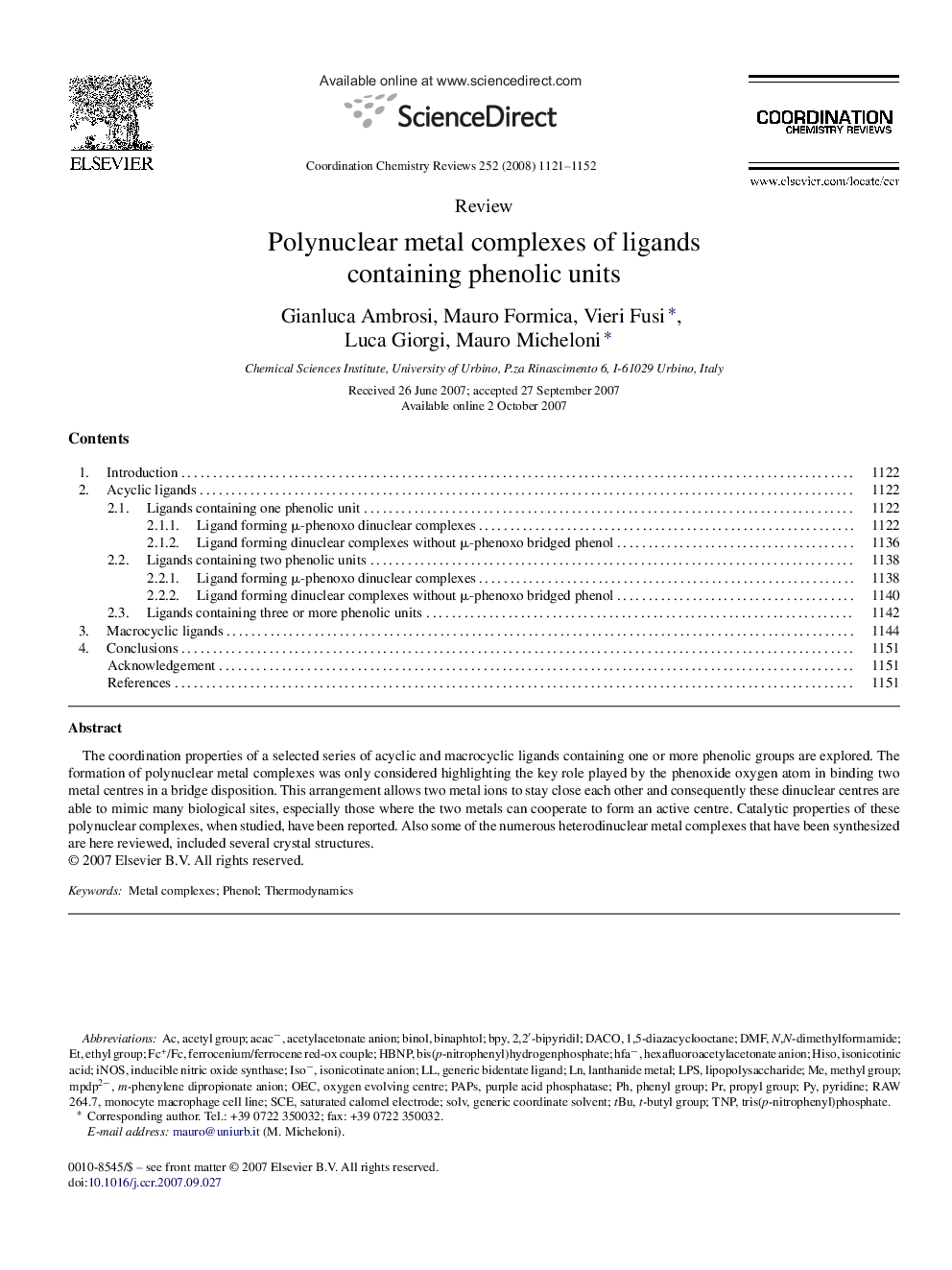 Polynuclear metal complexes of ligands containing phenolic units