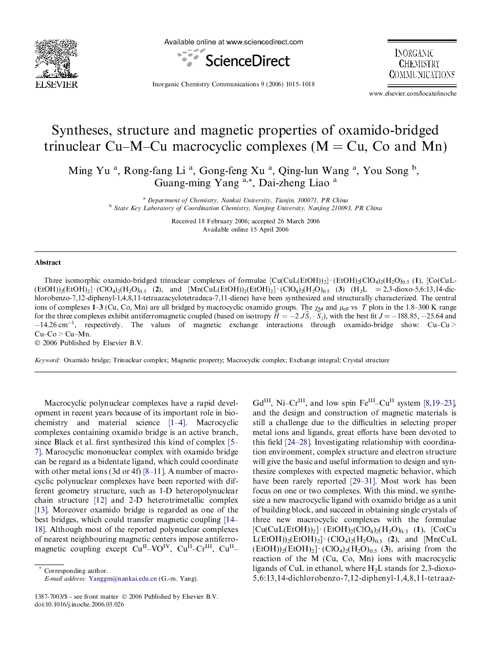 Syntheses, structure and magnetic properties of oxamido-bridged trinuclear Cu-M-Cu macrocyclic complexes (MÂ =Â Cu, Co and Mn)