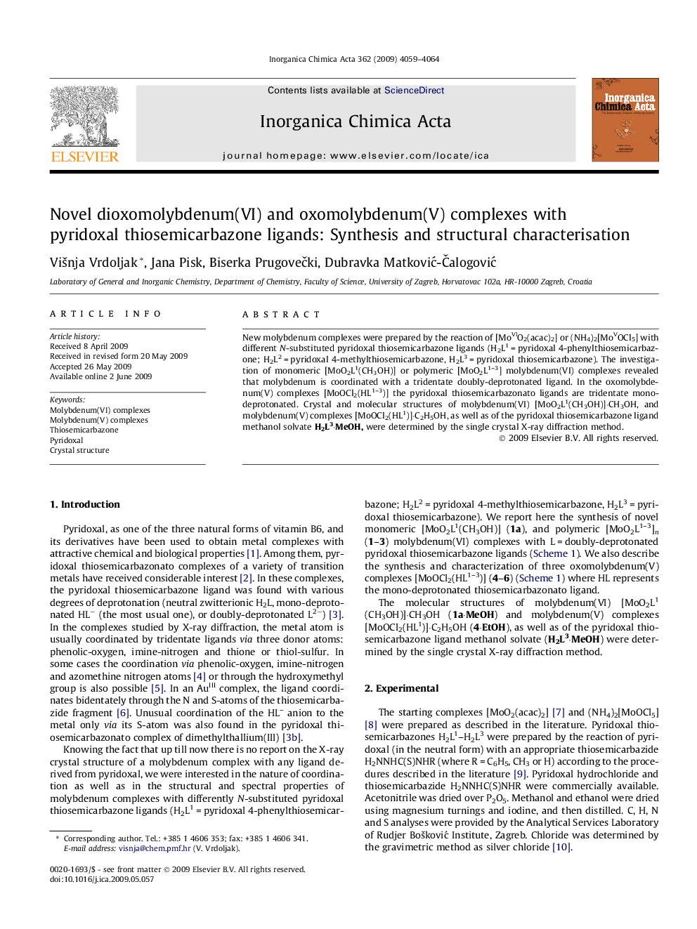 Novel dioxomolybdenum(VI) and oxomolybdenum(V) complexes with pyridoxal thiosemicarbazone ligands: Synthesis and structural characterisation