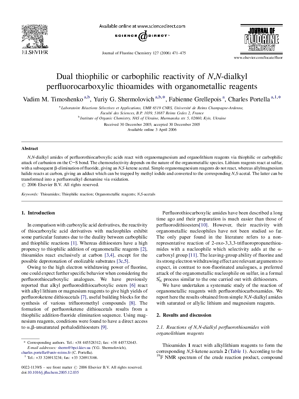 Dual thiophilic or carbophilic reactivity of N,N-dialkyl perfluorocarboxylic thioamides with organometallic reagents