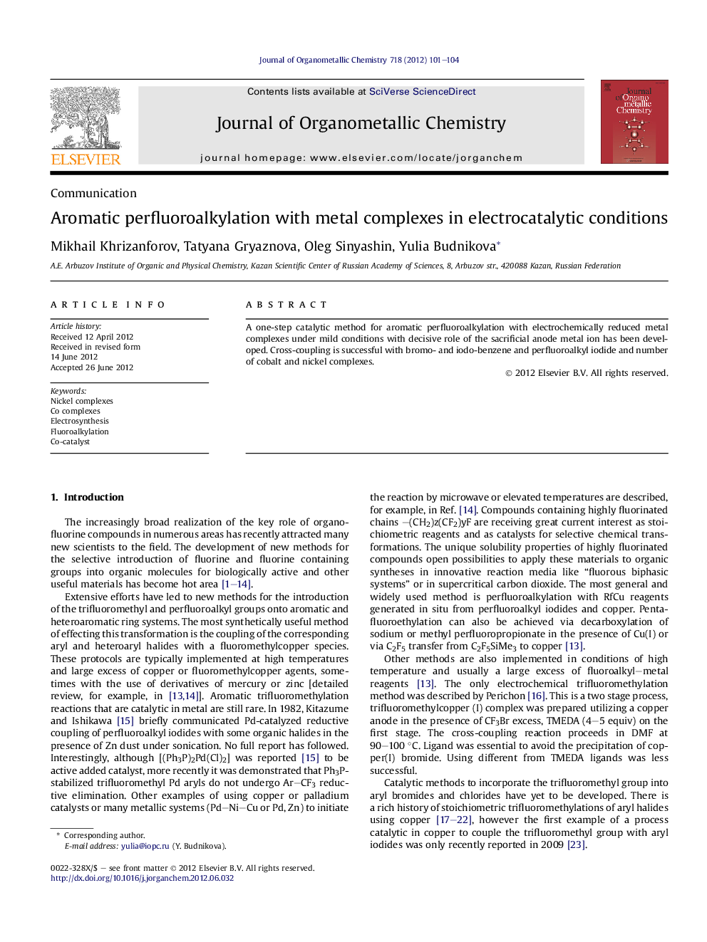 Aromatic perfluoroalkylation with metal complexes in electrocatalytic conditions