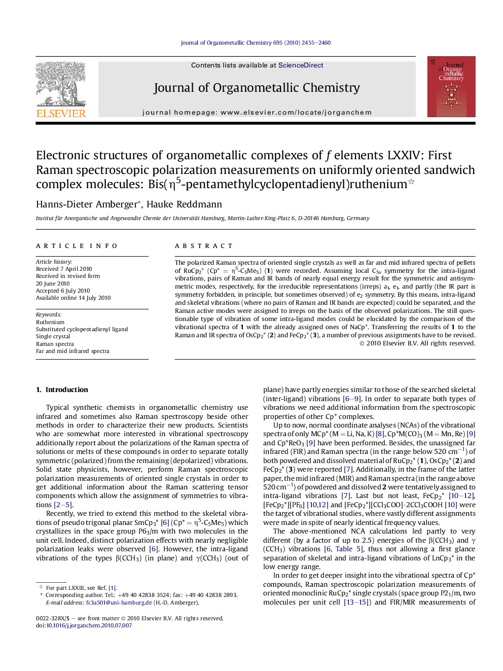 Electronic structures of organometallic complexes of f elements LXXIV: First Raman spectroscopic polarization measurements on uniformly oriented sandwich complex molecules: Bis(η5-pentamethylcyclopentadienyl)ruthenium 