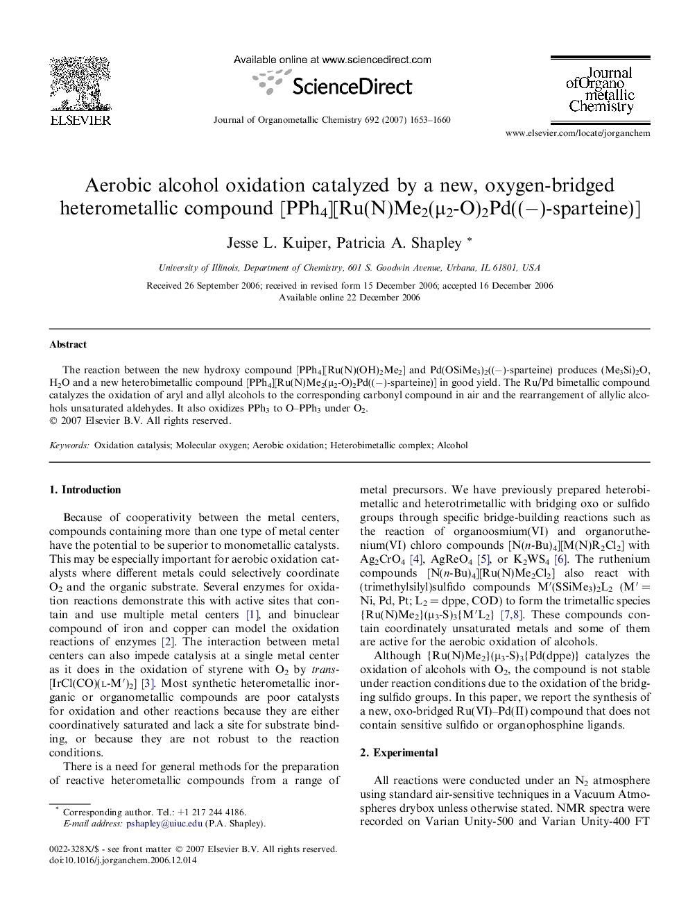 Aerobic alcohol oxidation catalyzed by a new, oxygen-bridged heterometallic compound [PPh4][Ru(N)Me2(Î¼2-O)2Pd((â)-sparteine)]