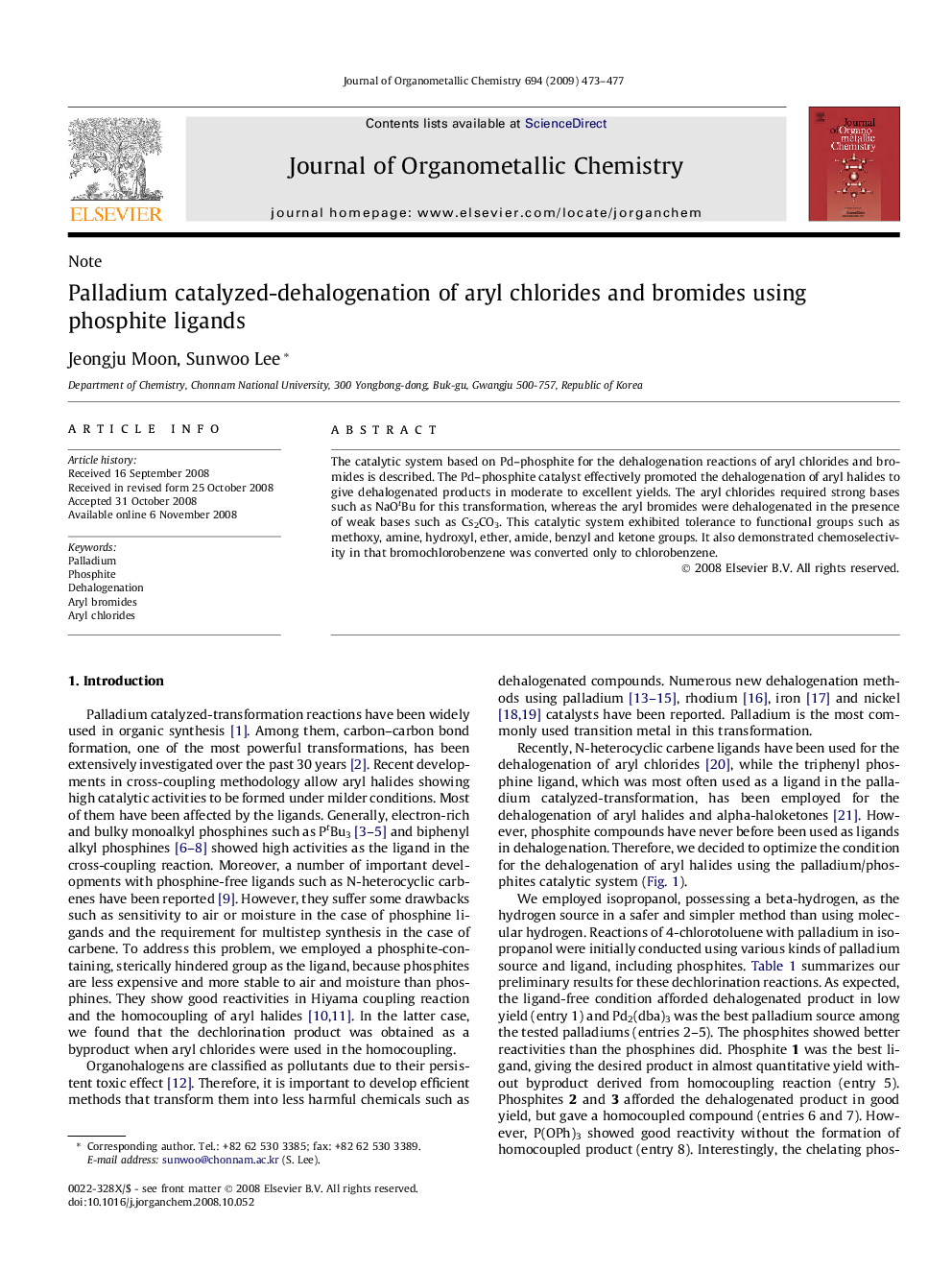 Palladium catalyzed-dehalogenation of aryl chlorides and bromides using phosphite ligands