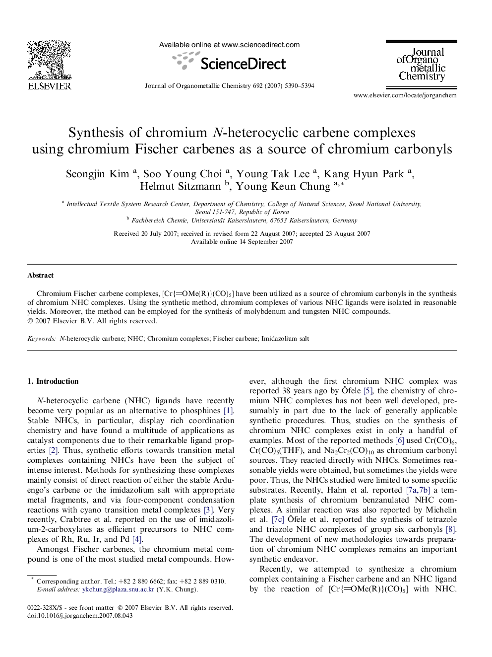 Synthesis of chromium N-heterocyclic carbene complexes using chromium Fischer carbenes as a source of chromium carbonyls
