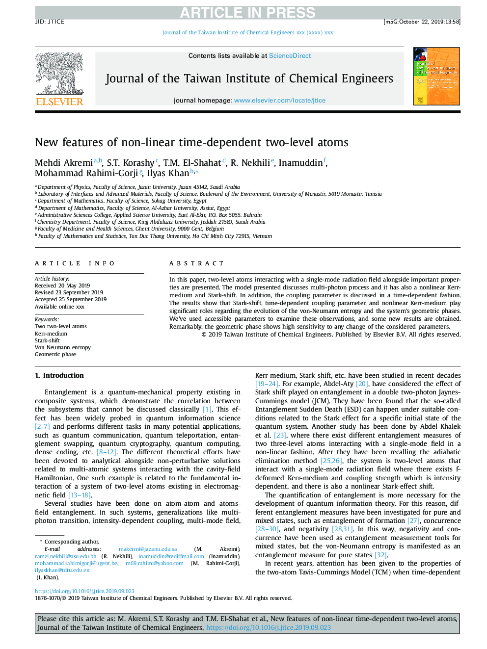 New features of non-linear time-dependent two-level atoms