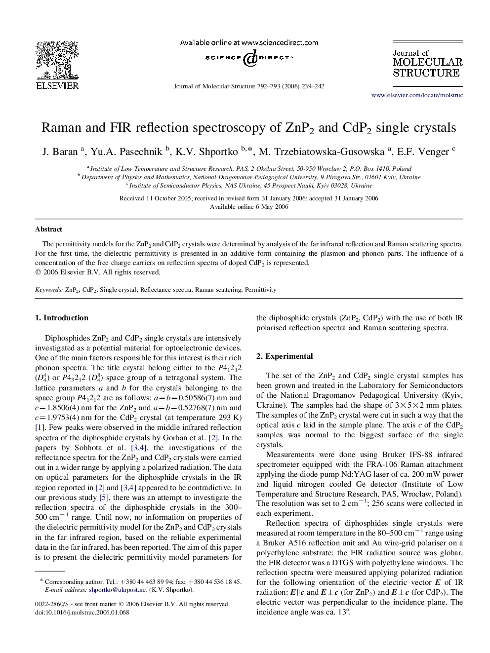 Raman and FIR reflection spectroscopy of ZnP2 and CdP2 single crystals