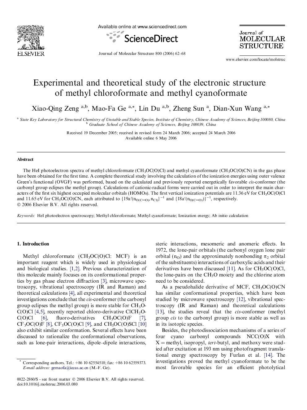 Experimental and theoretical study of the electronic structure of methyl chloroformate and methyl cyanoformate