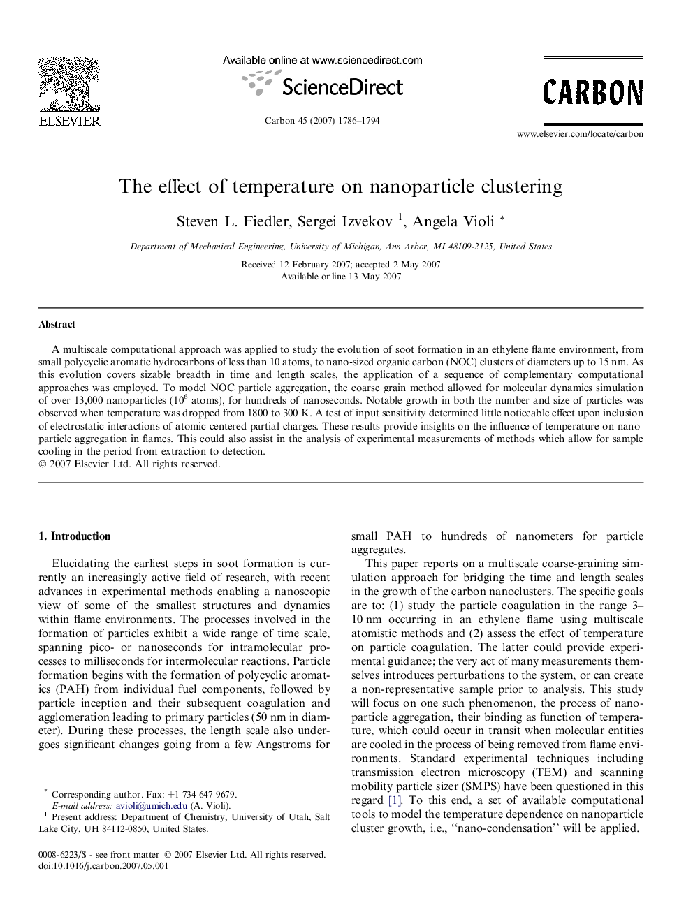 The effect of temperature on nanoparticle clustering