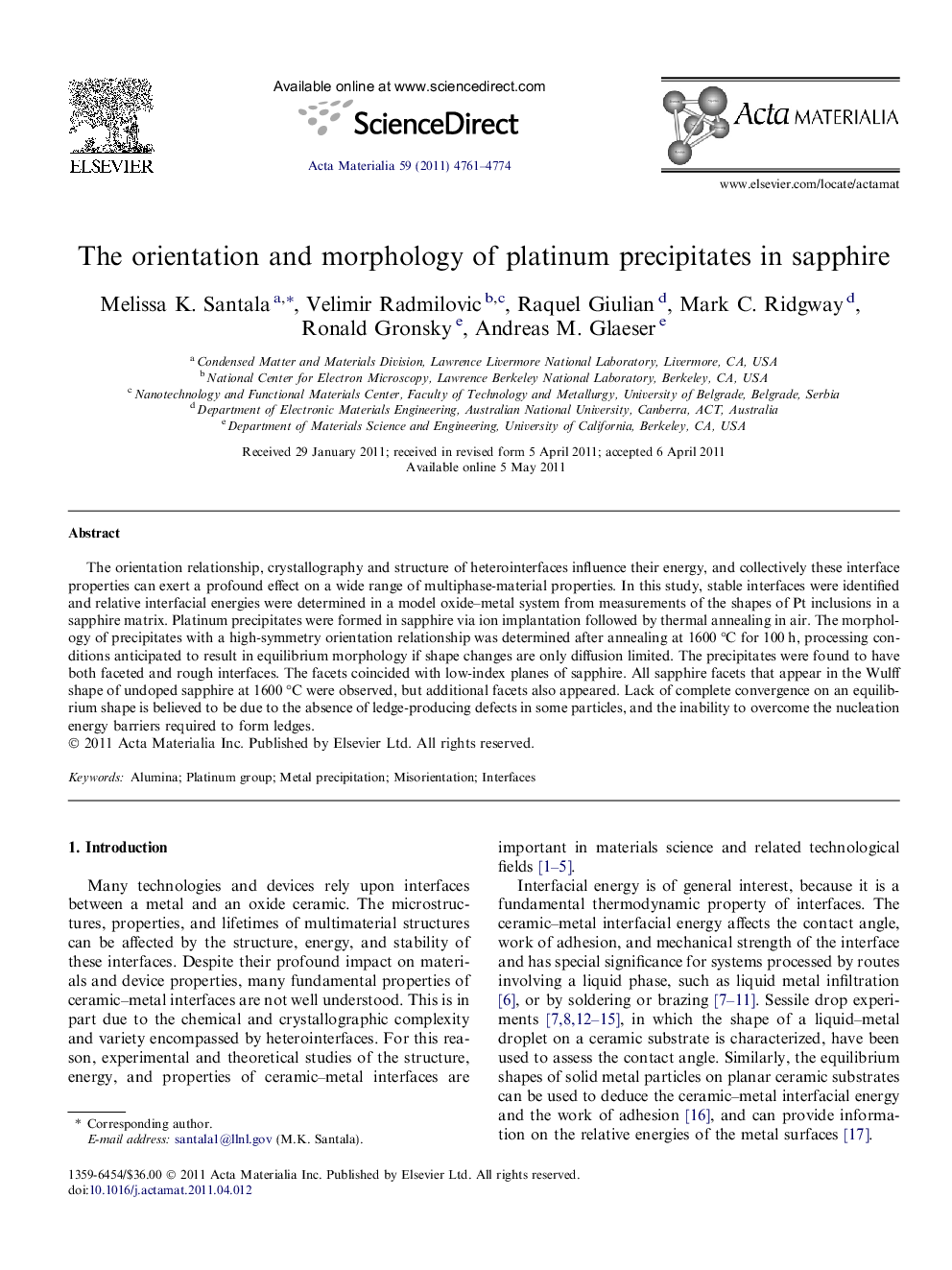 The orientation and morphology of platinum precipitates in sapphire