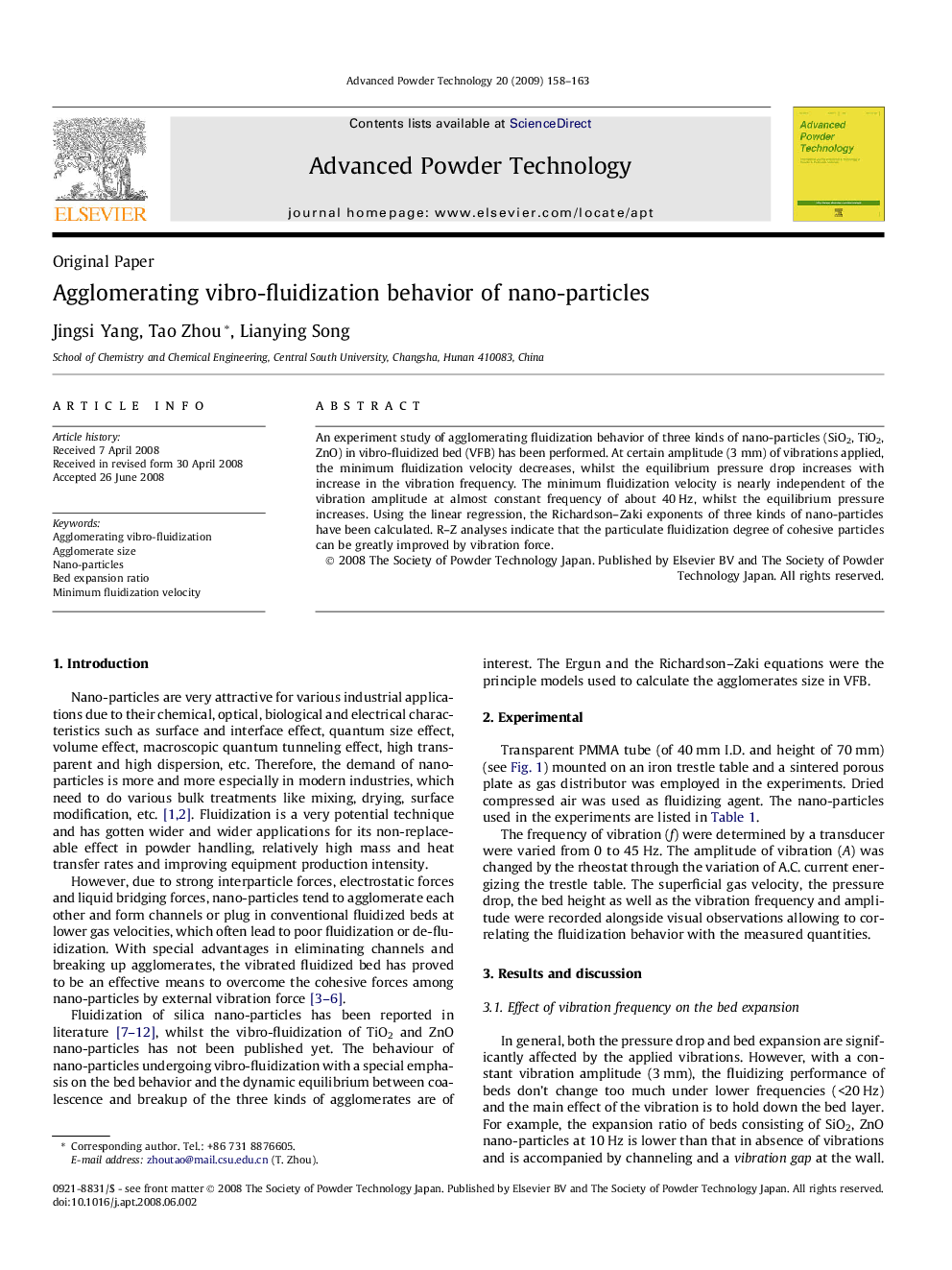 Agglomerating vibro-fluidization behavior of nano-particles