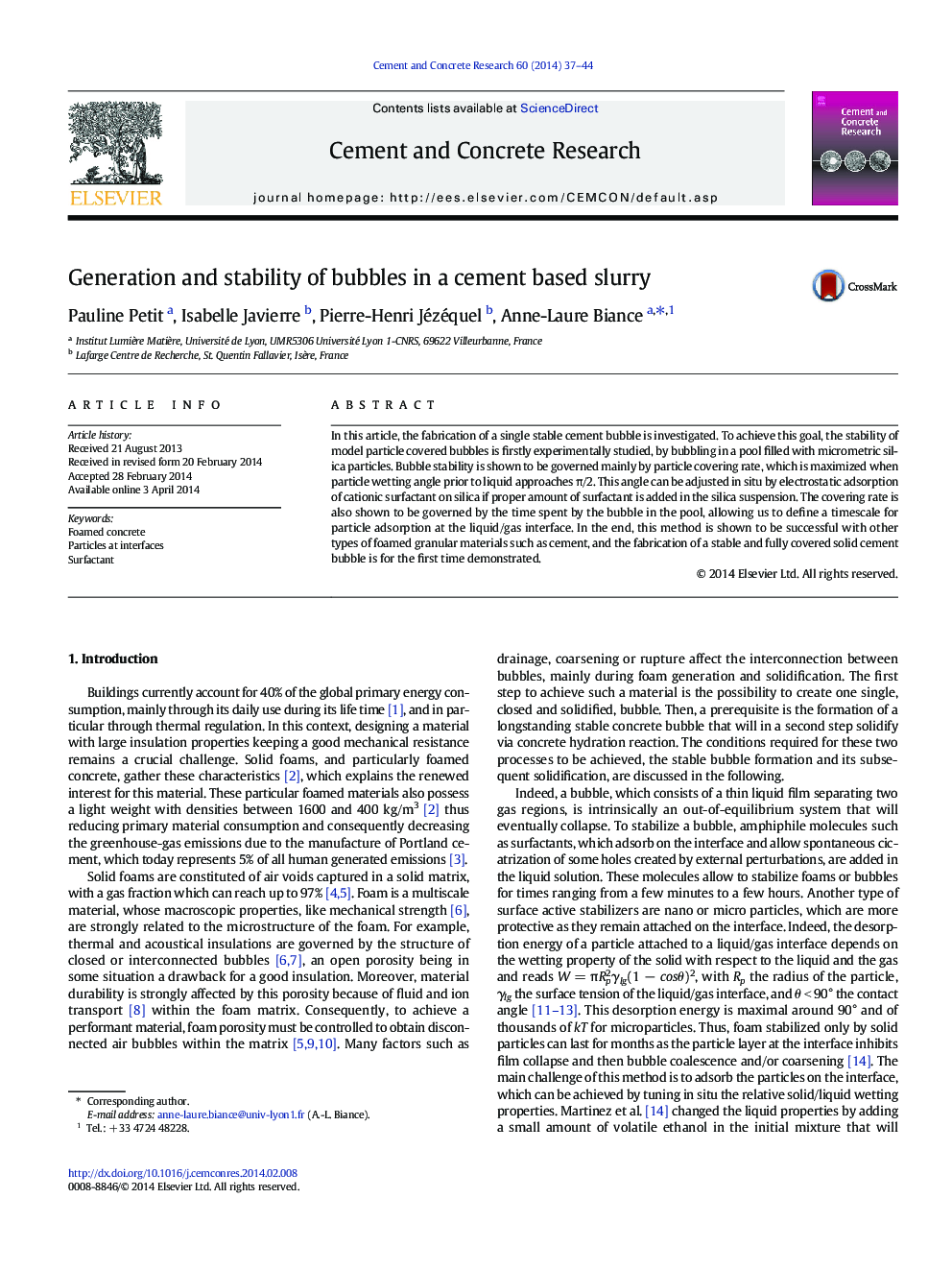 Generation and stability of bubbles in a cement based slurry